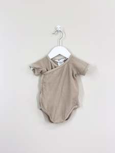 Susukoshi organic textured kimono bodysuit (6-12m)