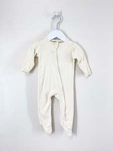 Shannon Vandy: The Rest organic sleep zipsuit - milk pointelle (6-12m)