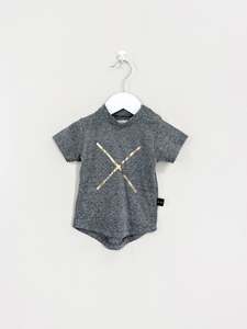 Hux gold cross tee (3-6m)