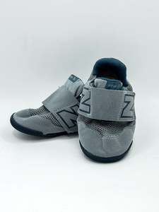 Footwear: New Balance new-b velcro shoes (6.5UK)