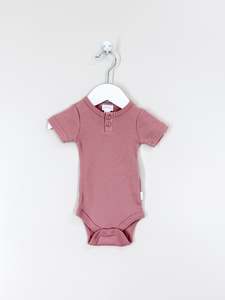 BNWOT Jamie Kay organic rib bodysuit - vintage tea rose (3-6m)