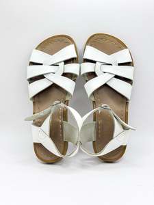 The Big Kids Edit: Salt Water original sandals - white (35EU)
