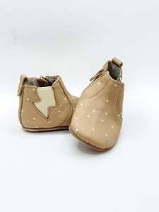 Pretty Brave soft sole lightning boots (18EU)