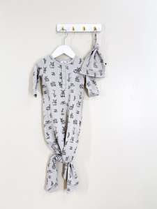 Burrow & Be organic sleep gown + beanie - burrowers (0-3m)