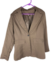 Favourite Finds: Chocolate brown blazer | size 10-12