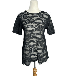 Designer: Curate by Trelise Cooper black lace top | size 8-10