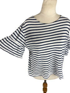 Top: Zara frill sleeve cotton stripe top | size small
