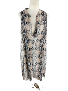 Dresses: Decjuba animal print midi dress | size 12