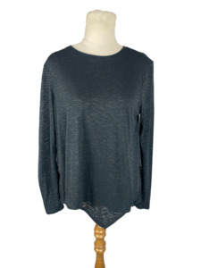 Lululemon long sleeve top | size 8 (Lulu 4)