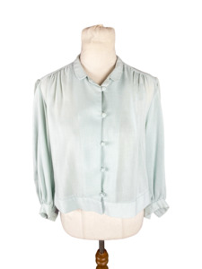1 Thrift Circle Specials: Chandler vintage powder blue shirt | size 12