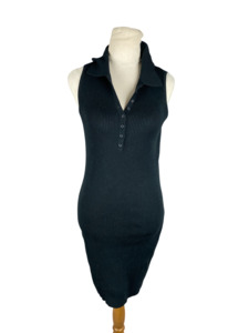 1 Thrift Circle Specials: No brand rib black dress | size 8