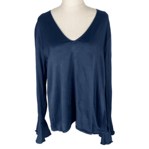 1 Thrift Circle Specials: Ruby navy v-neck top with ruffle sleeves | size 10