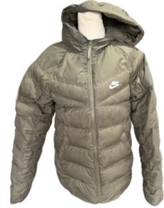 Favourite Finds: Nike olive puffer jacket | size 8