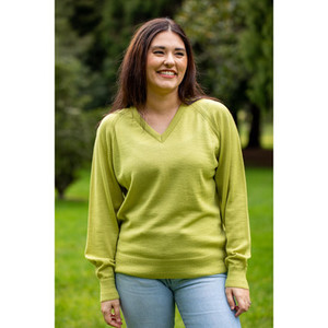 Country Laine - Merino Vee Neck Weekender (Sale)