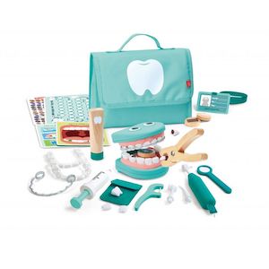 6 Year Old: Hape Super Smile Dental Clinic Set
