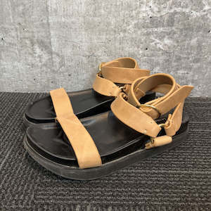Footwear: La Tribe Sandals - 7/38