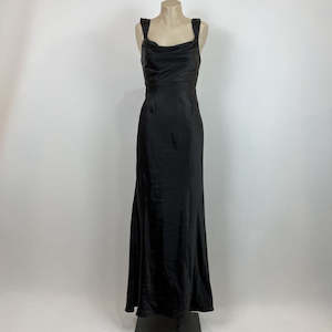 Size Small 8 10: Runaway The Label Dress - S