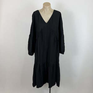 Size Large 16 18: Decjuba Dress - L