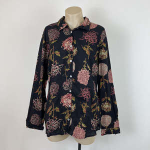 Size Large 16 18: Nice Things Shirt - 14