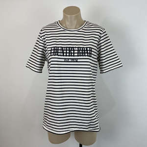 Country Road Tee - XS