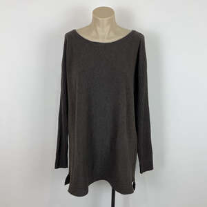 Humidity Knit Jumper - L