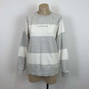 Country Road Crewneck - 10