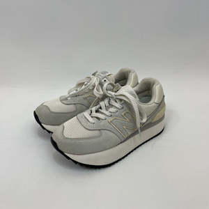 Footwear: New Balance Sneakers - 5/36