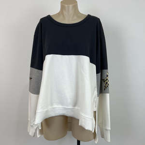 3rd Story Crewneck - S