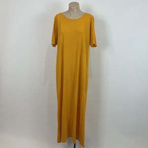 Size Large 16 18: Kowtow Dress - L
