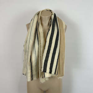 Sale Page: Unknown Brand Scarf - O/S