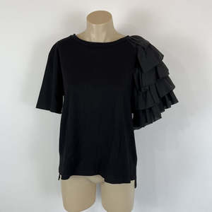 All: Lili Sidonio Tee - M