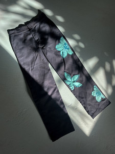 Flower jeans The Uncomfy Project