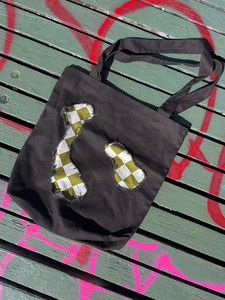 Checkered tote The Uncomfy Project
