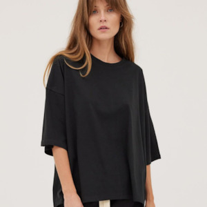 Cloth Co: The Boyfriend Tee - Vintage Black