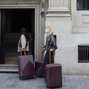 Medium Suitcase - Merlot