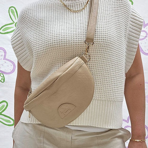 Products: Harmony Planished Bangle 14k Rolled Gold - Jewellery at NZ - NZ