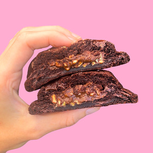 Frontpage: Scorched Almond (Xmas Edition)