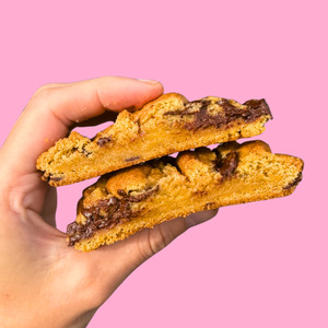 Frontpage: Banana Choc Chip Cookie (Limited Edition)