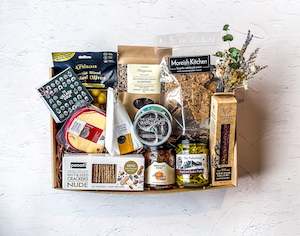 A Warm Welcome | Local Hamper | 6 Guests