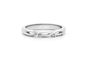 The Narrative Collection: Lore: Diamond Set Ring