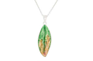 Pōhutukawa Leaf Enamel Pendant