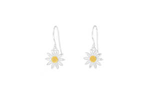 Botanical: Daisy Dangle Earrings