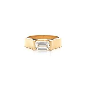 Celeste: Emerald Cut Diamond Solitaire Ring in Yellow Gold | 1.02ct J VS2