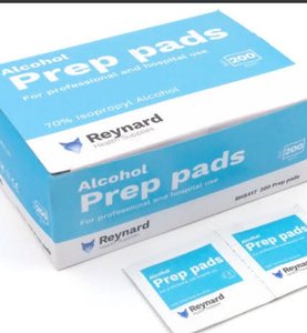 Products: Alcohol Swabs (200) 70% Isopropyl - Dual Fold Swabs - The Villa Retreat