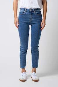 Vogue Denim: STELLA + GEMMA FRANKIE JEAN - MID BLUE