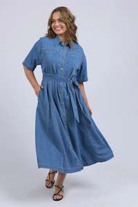 ELM RIVER DENIM DRESS - MID BLUE WASH