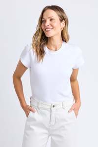 ELM VERA SHORT SLEEVE TEE - WHITE