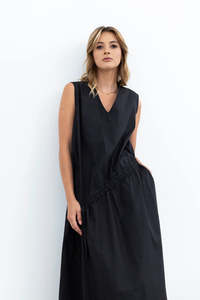 STYLE X LAB CINEMATIC DRESS - BLACK