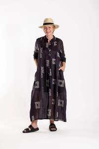 DEEANNE HOBBS FRENCH ME DRESS - CREAM/BLACK EMBROIDERED