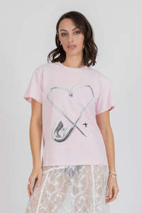 FEDERATION FRANKIE TEE - PINNED HEART - SOFT PINK